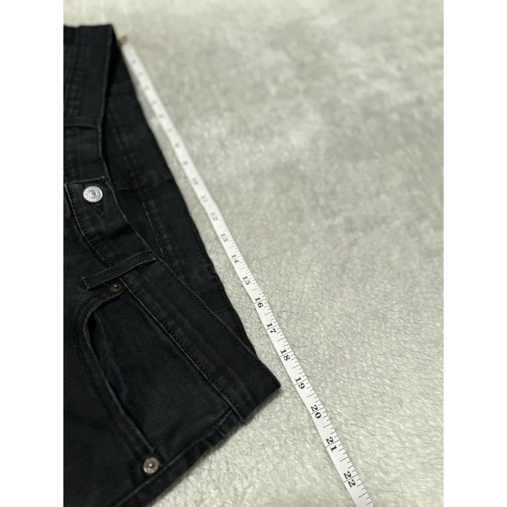Levis used look